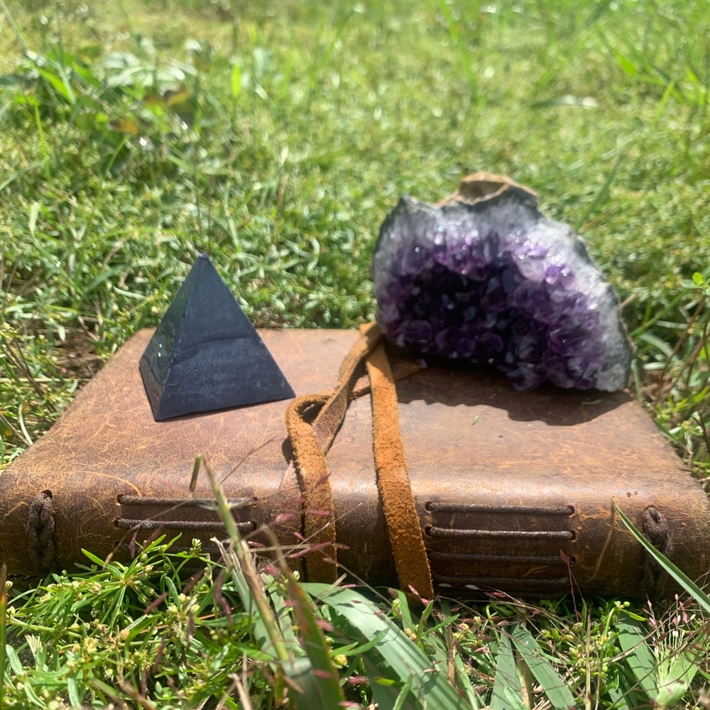 Mystery Pyramid Soy Wax Melts - Picture 8 of 8